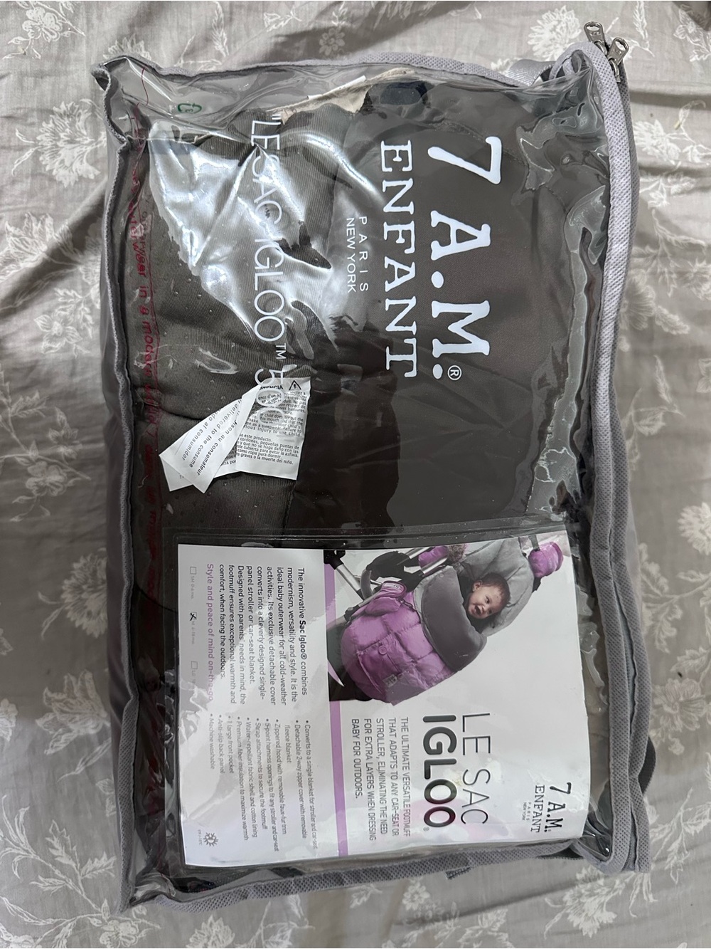 7 A.M. Enfant Le Sac Igloo Footmuff in Black